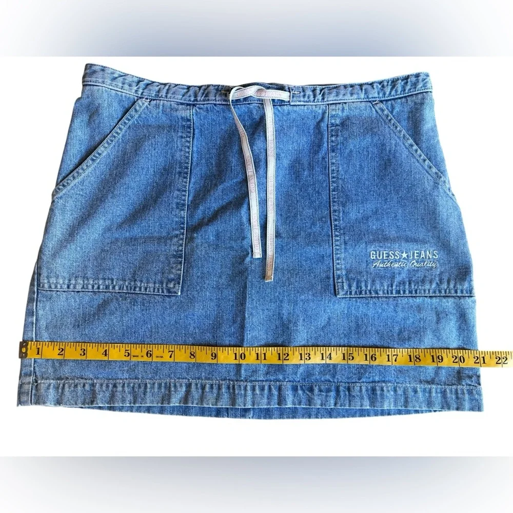VTG GUESS Y2K 90s Denim Mini Skirt Embroidered Logo Made in Mexico Sz M Retro